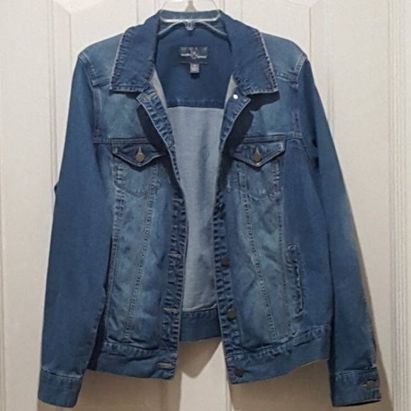 camila boyfriend denim jacket